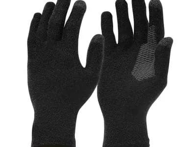 yetiskin-trekking-ic-eldiveni-siyah-mt500